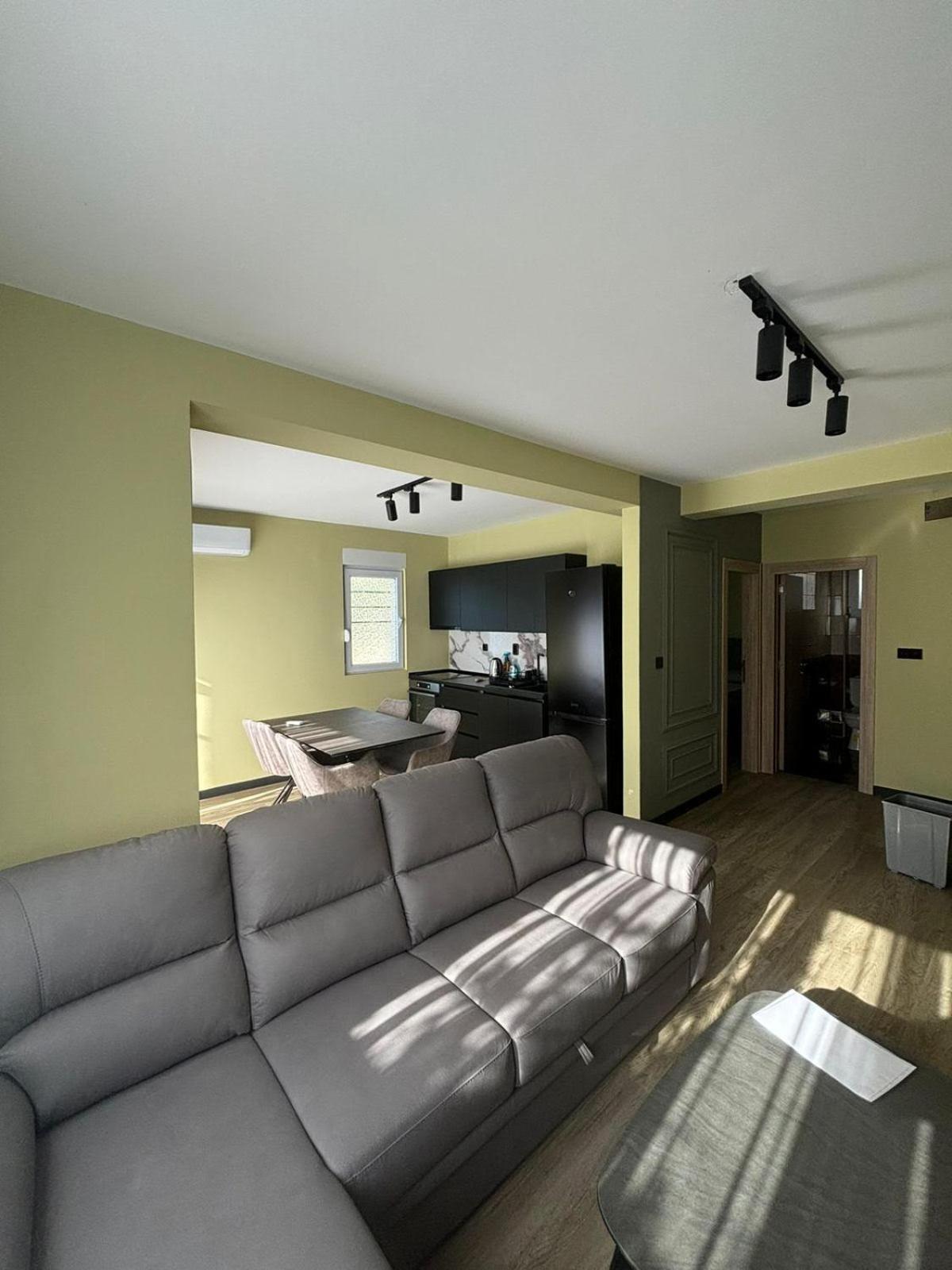 Apartments Luka Kotor Eksteriør billede