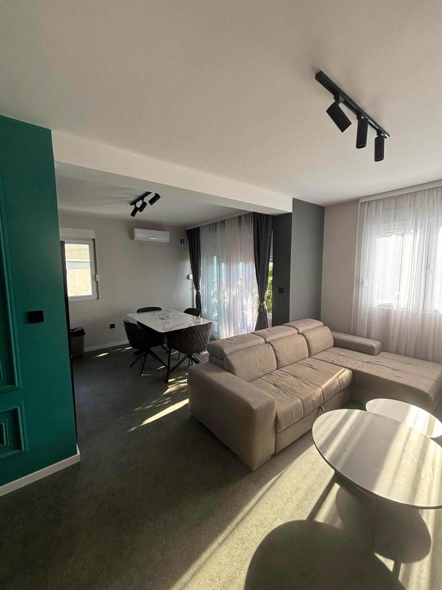 Apartments Luka Kotor Eksteriør billede